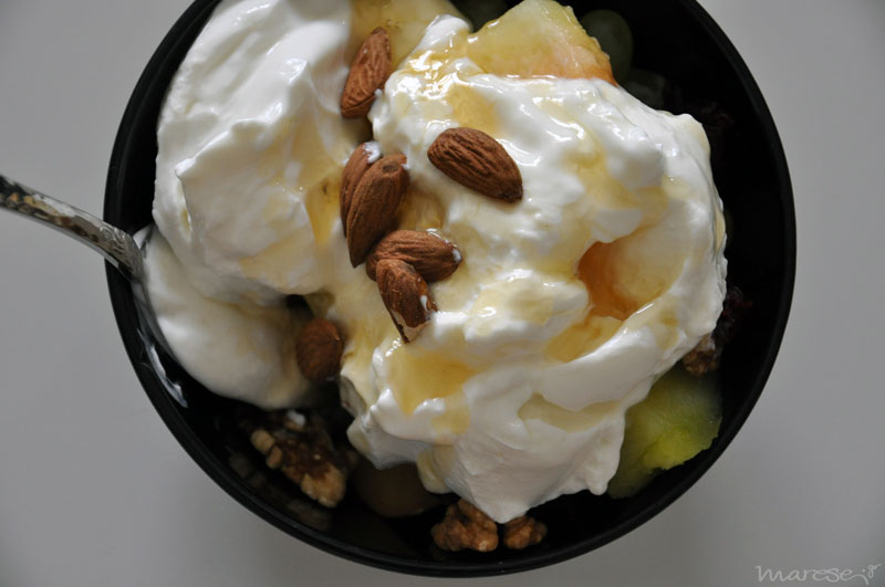yogurt-fruits-honey1